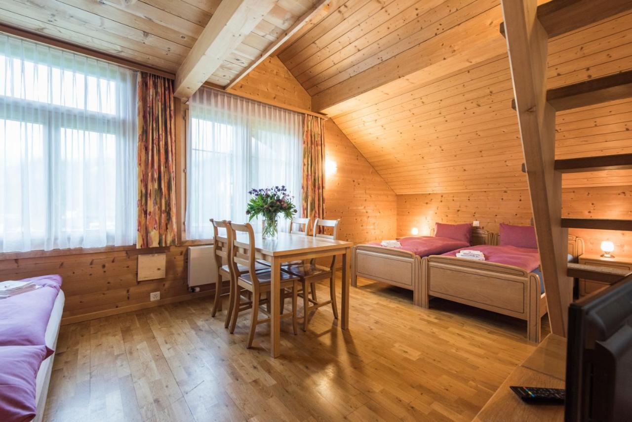 Hotel Alpenrose Beim Ballenberg Hofstetten bei Brienz Bagian luar foto