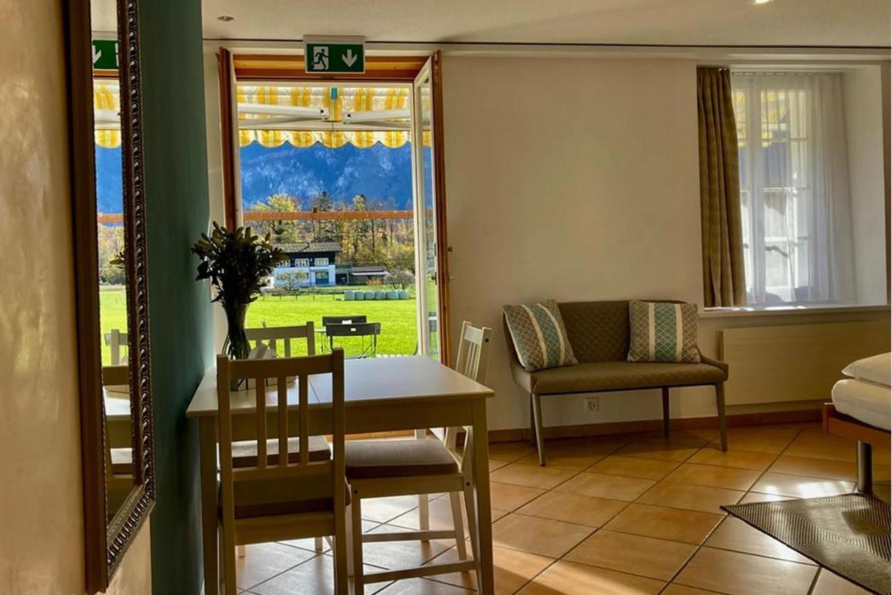 Hotel Alpenrose Beim Ballenberg Hofstetten bei Brienz Bagian luar foto