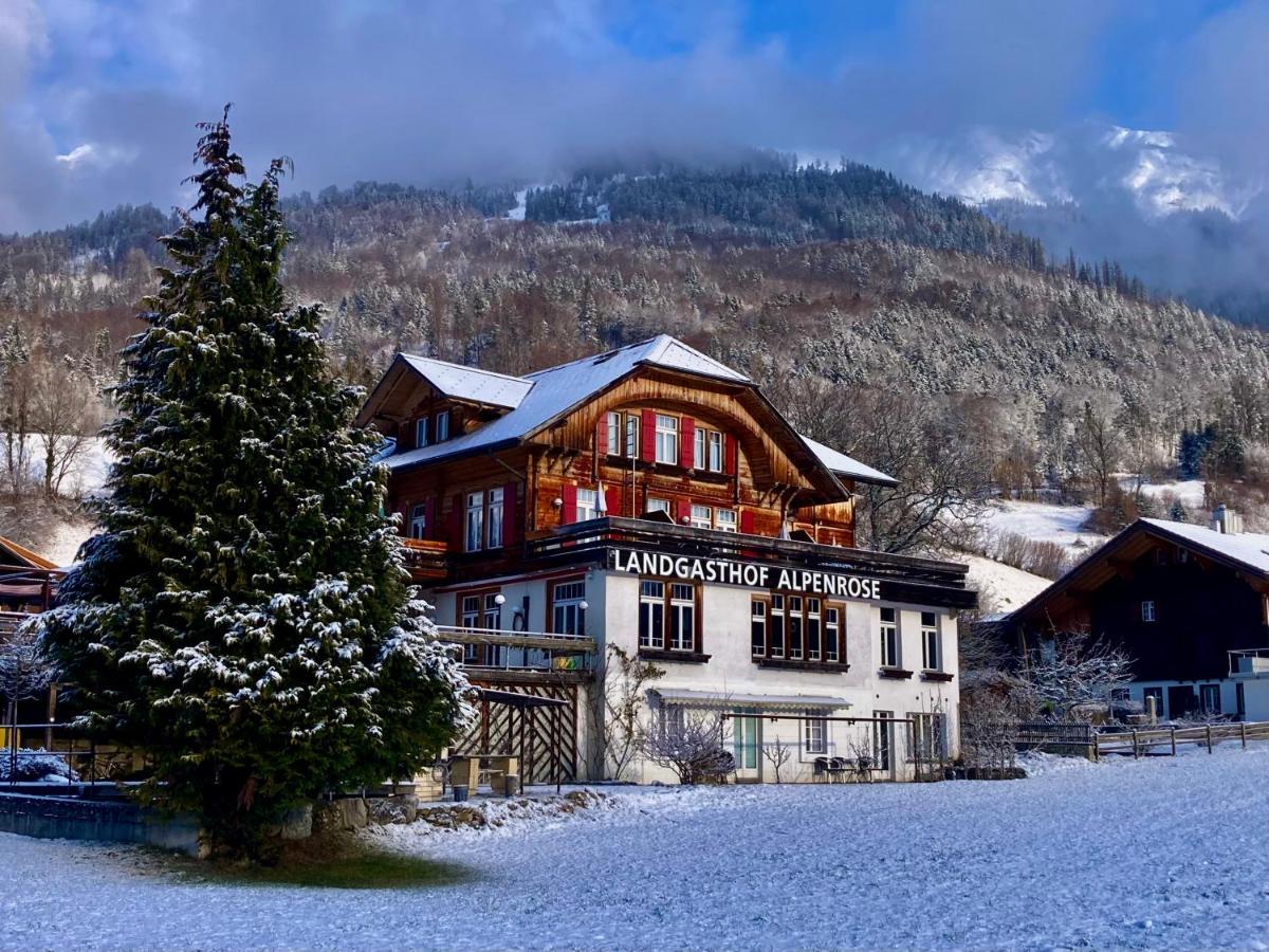Hotel Alpenrose Beim Ballenberg Hofstetten bei Brienz Bagian luar foto